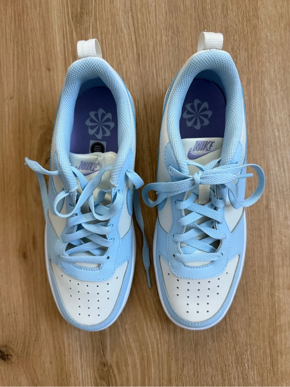 Nike Kids’ Court Borough Recraft Low Top Sneaker, Big Kid 7